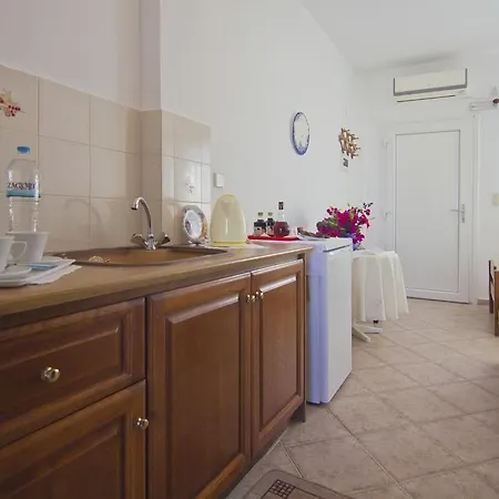 Amfitriti Antiparos